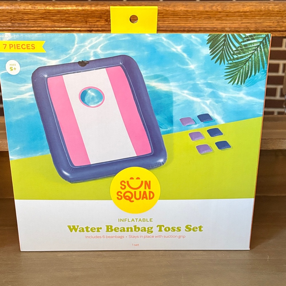 5/$30 Hydro Corn hole Water Floats and Inflatable - Sun Squad NWT
